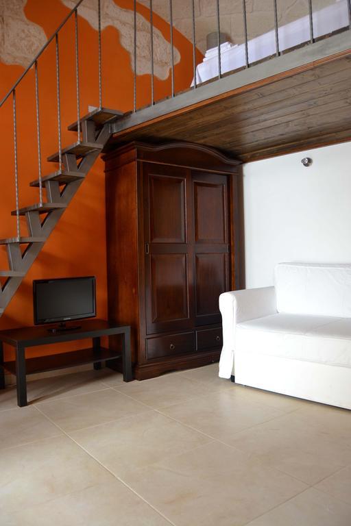 Ferienwohnung La Violetta Ostuni Zimmer foto